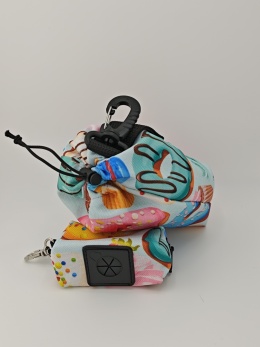 Saszetka na smaczki z etui na kupoworki | rose | gratis woreczki